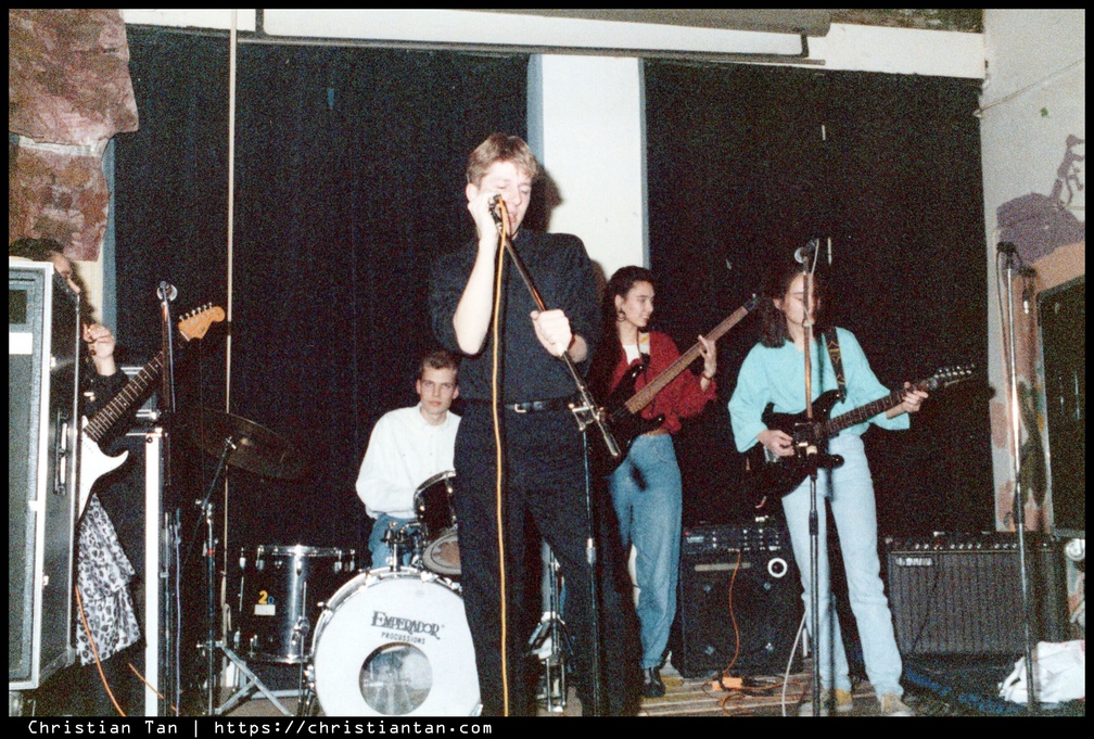 1990s Delft 0003 a
