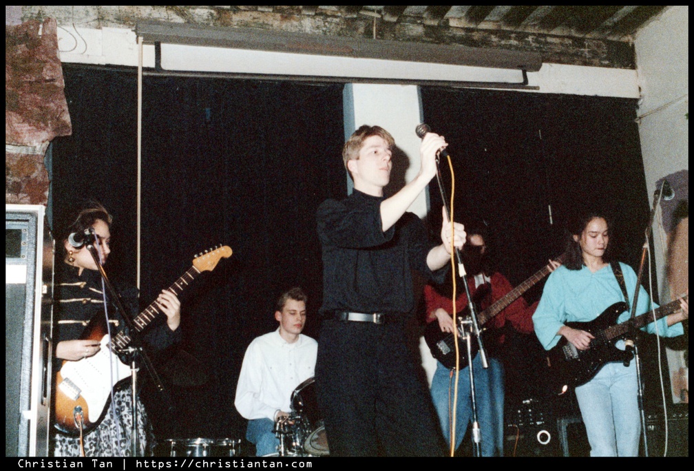 1990s Delft 0004 a