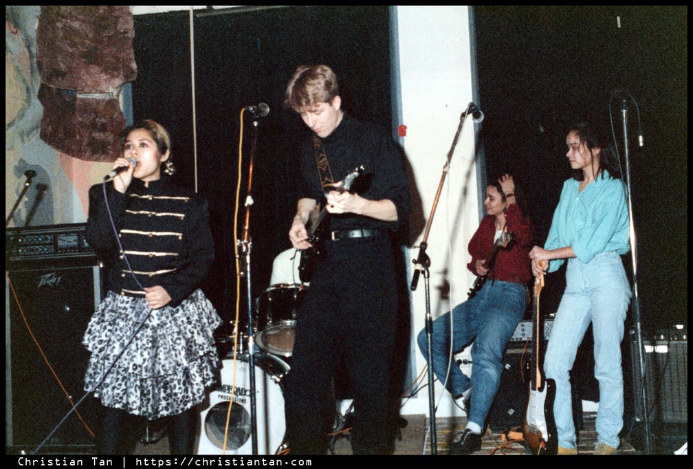 1990s Delft 0005 a