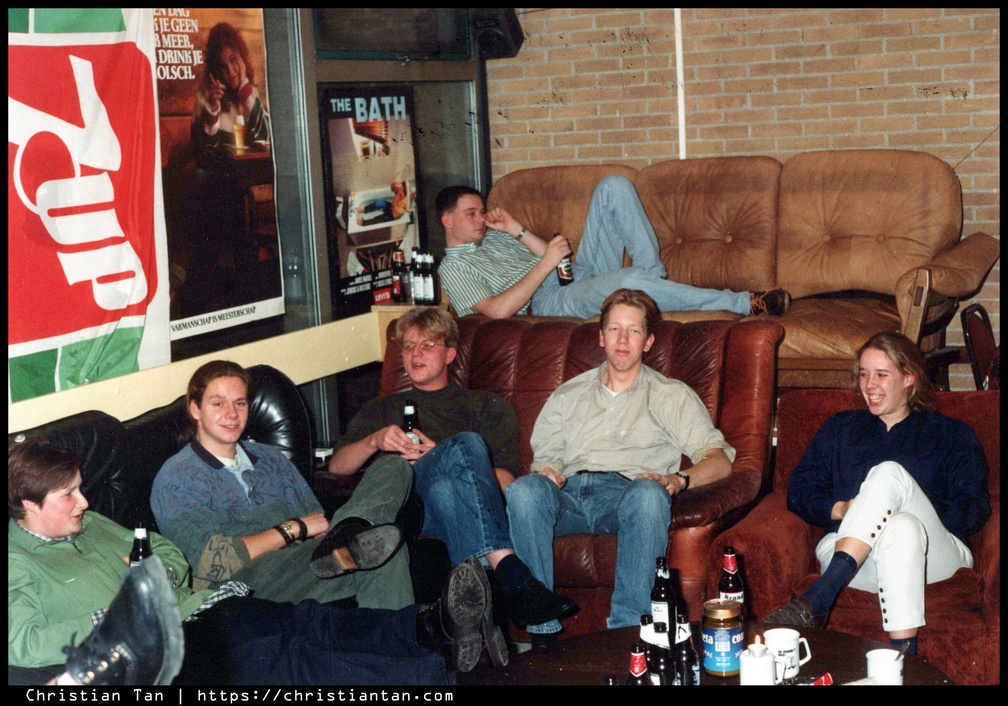 1990s Delft 0048 a