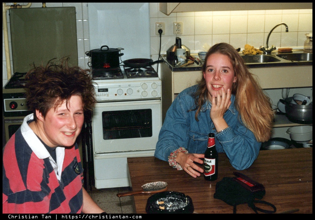 1990s Delft 0062 a