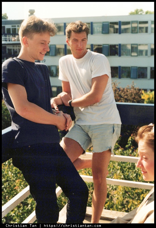 1990s Delft 0075 a