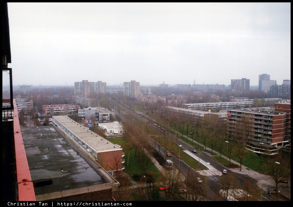 1990s Delft 0107 a