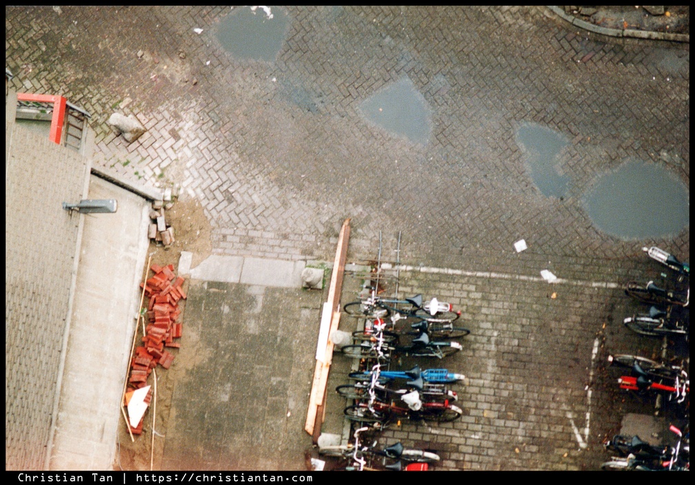 1990s Delft 0112 a