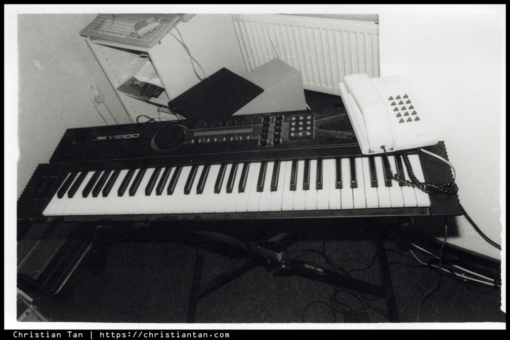 1990s Delft 0152 a