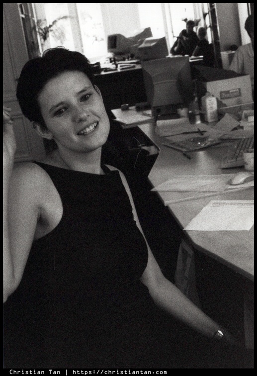 2001 Advalue 0031 a
