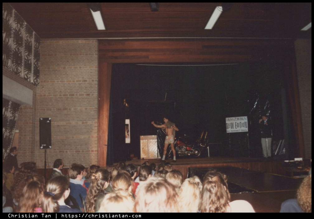 1980s Mencia Bonte Avond 0016